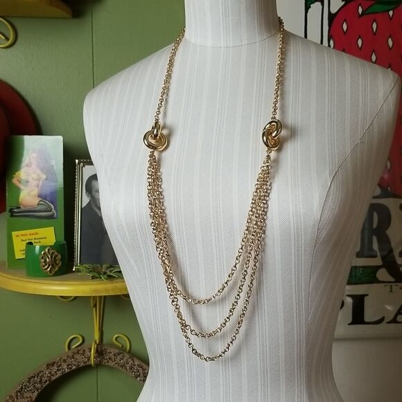 30" Gold Chain Fashion Necklace - Picture 3 of 7